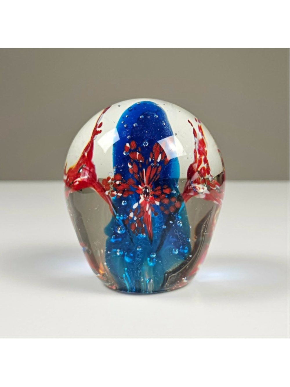 Vintage Murano Style Glass Paperweight Egg Red Flower Burst Controlled Bubbles